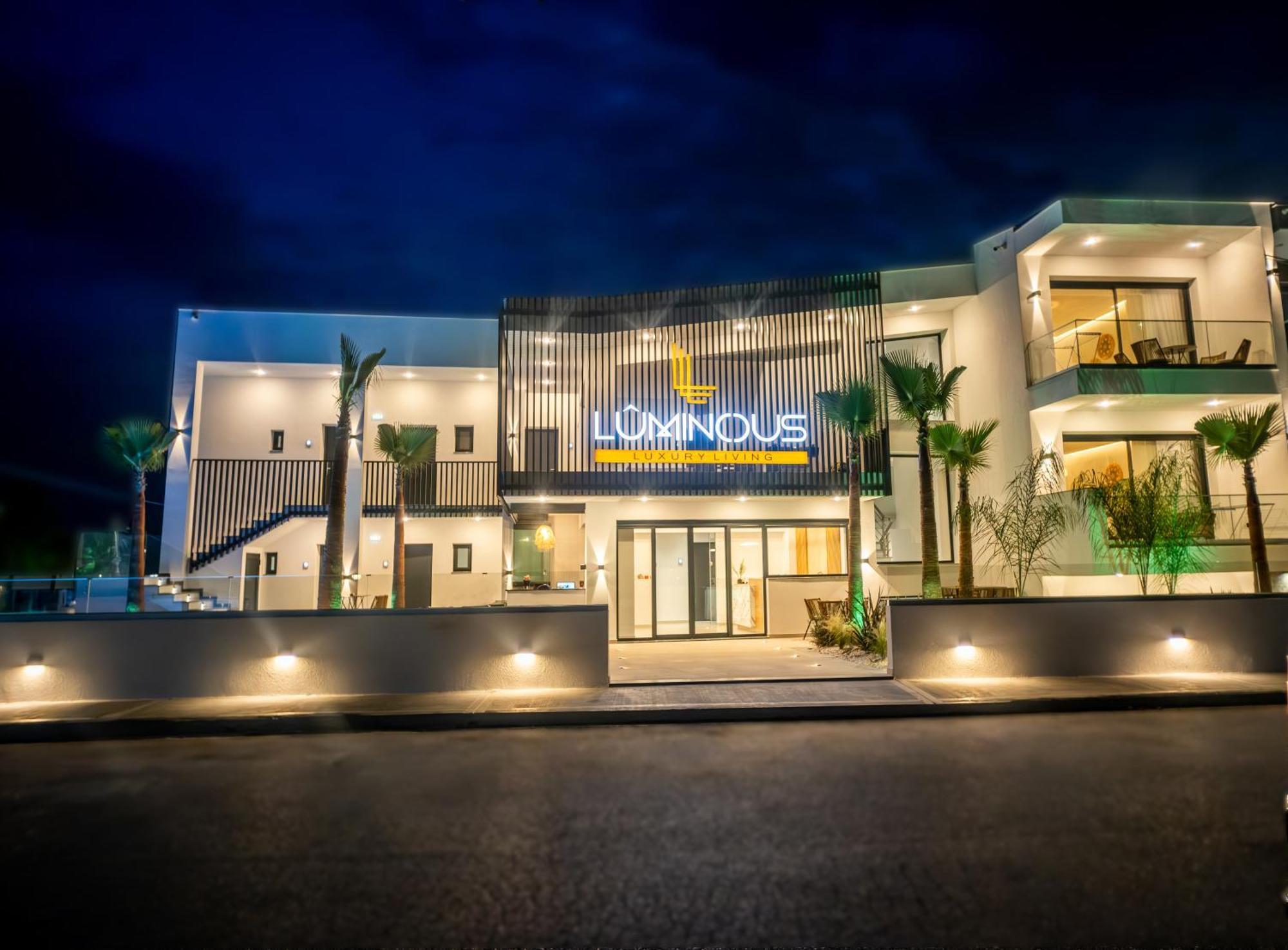 Luminous Luxury Living Aparthotel Kallithea  Eksteriør bilde