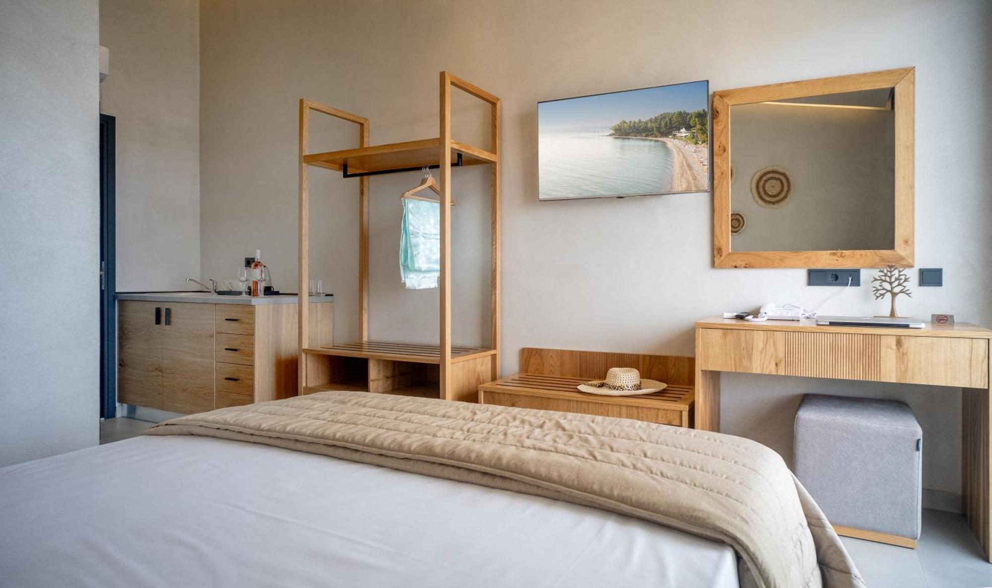 Luminous Luxury Living Aparthotel Kallithea  Eksteriør bilde