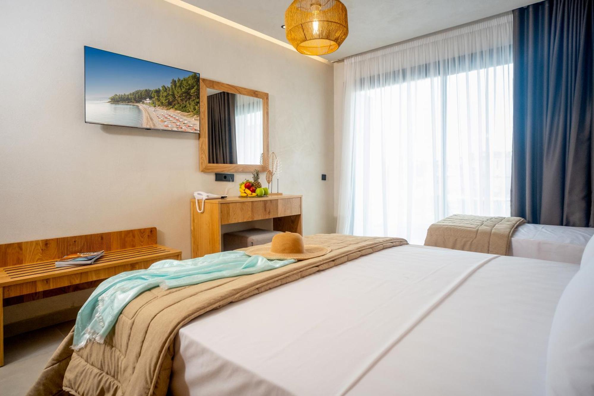 Luminous Luxury Living Aparthotel Kallithea  Eksteriør bilde