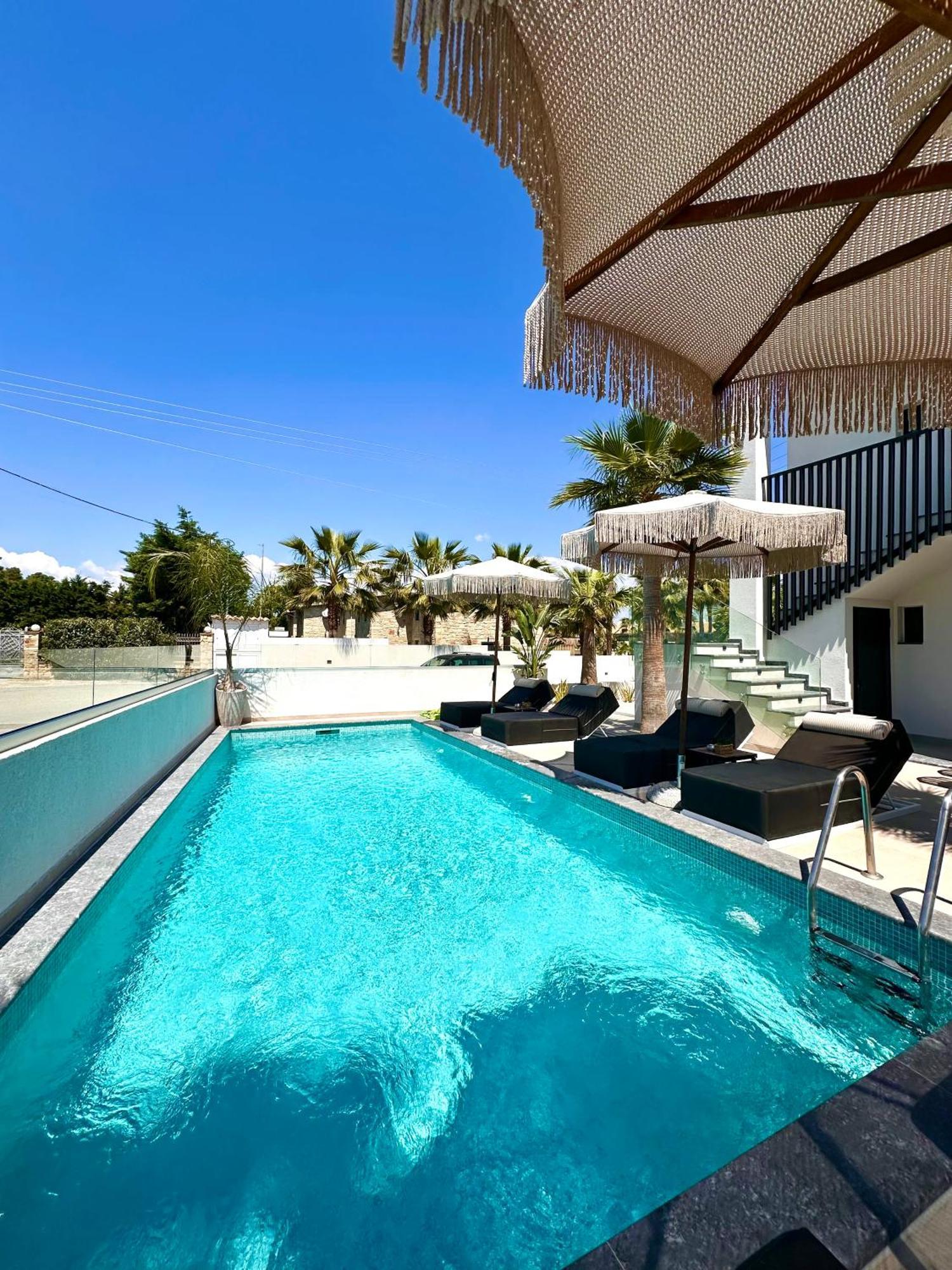Luminous Luxury Living Aparthotel Kallithea  Eksteriør bilde