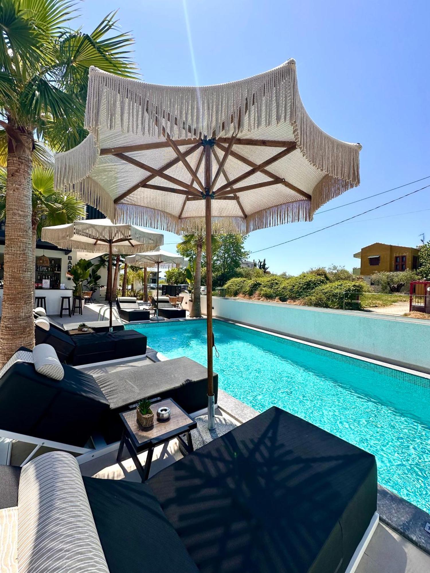 Luminous Luxury Living Aparthotel Kallithea  Eksteriør bilde